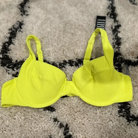 NWT VETCHY LAGUNA BIKINI TOP NEON YELLOW SMALL 34DD - Picture 5 of 8